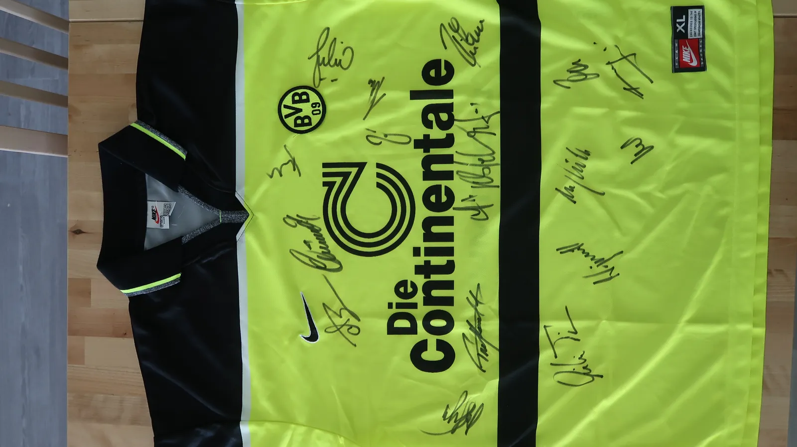 Signed Borussia Dortmund 1997 jersey — photo 3 of 4